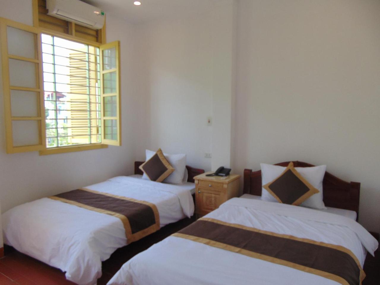 Thanh Huong Hotel Hanoi Exterior photo